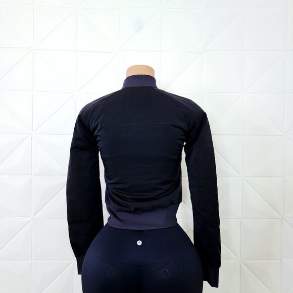 Lululemon Women's Midnight Navy Non-Stop Full-Zip Reversible Bomber Jacket Sz 2 - Picture 6 of 8